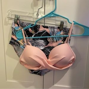 Tropical Bikini-Wrap Push-Up